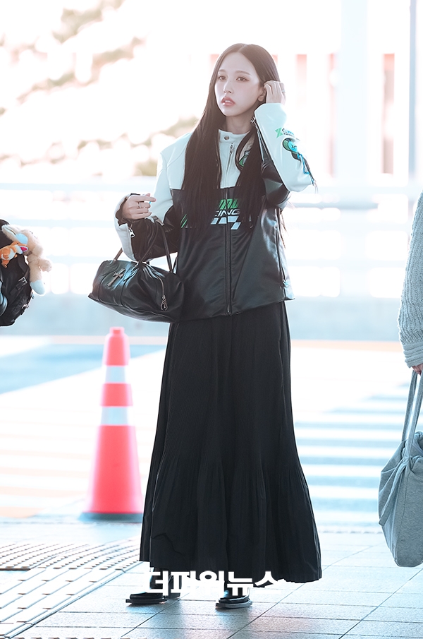 트와이스 미나, 인천국제공항 출국