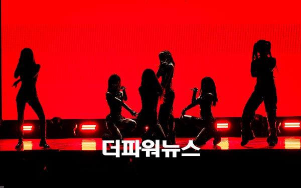 트리플에스 넵튠, 미소녀즈(msnz)의 앨범 'Beyond Beauty' 쇼케이스