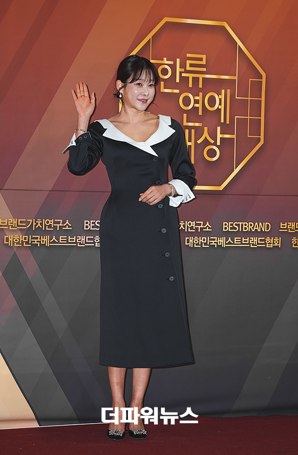 현영, 2025 대한민국 한류연예대상 포토월