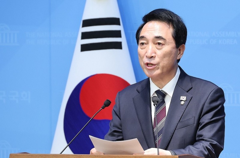 브리핑하는 박수현 수석대변인(사진=연합뉴스)