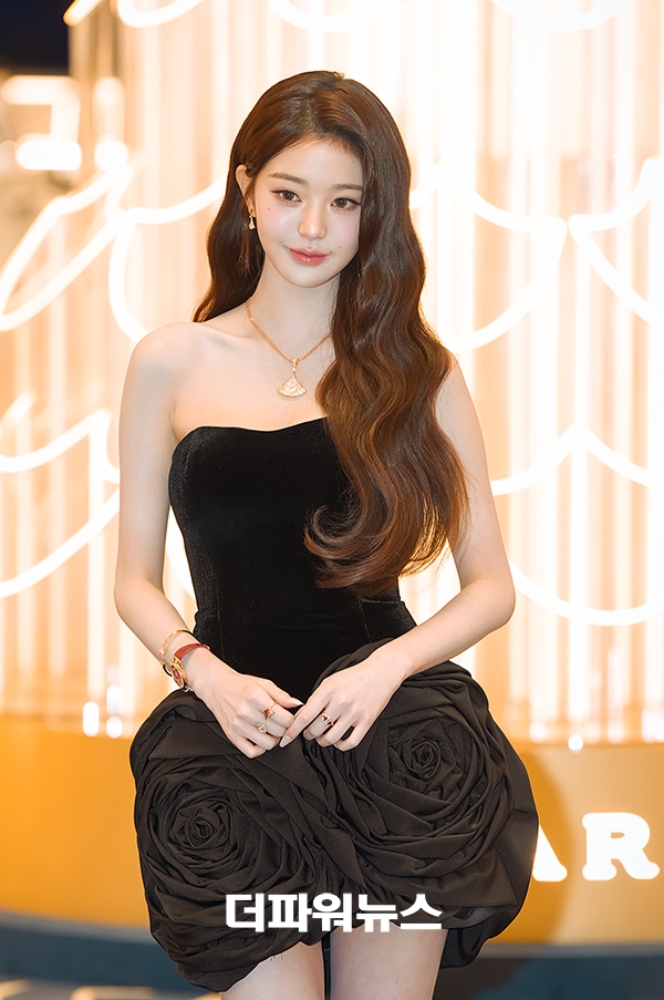 아이브 장원영, 포토월 행사