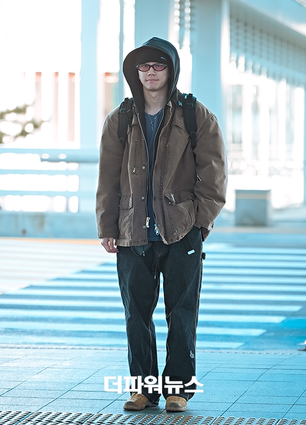 이준영, 인천국제공항 출국
