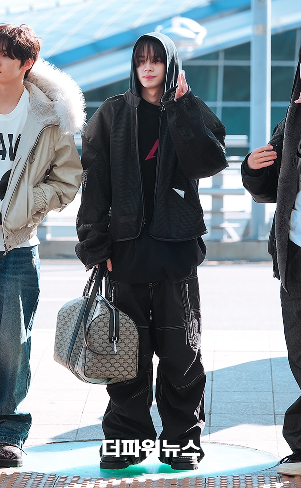 투어스 신유, 인천국제공항 출국