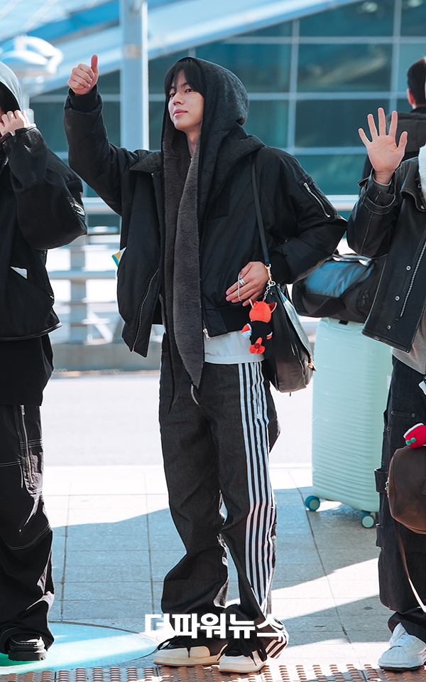 투어스 도훈, 인천국제공항 출국