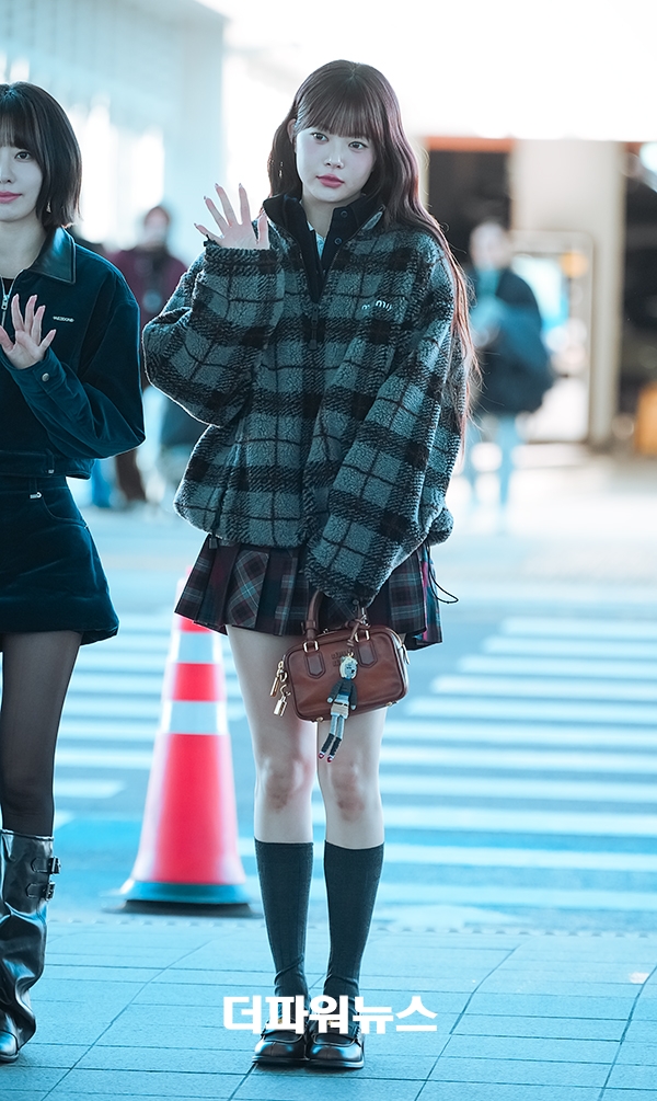 르세라핌 홍은채, 인천국제공항 출국