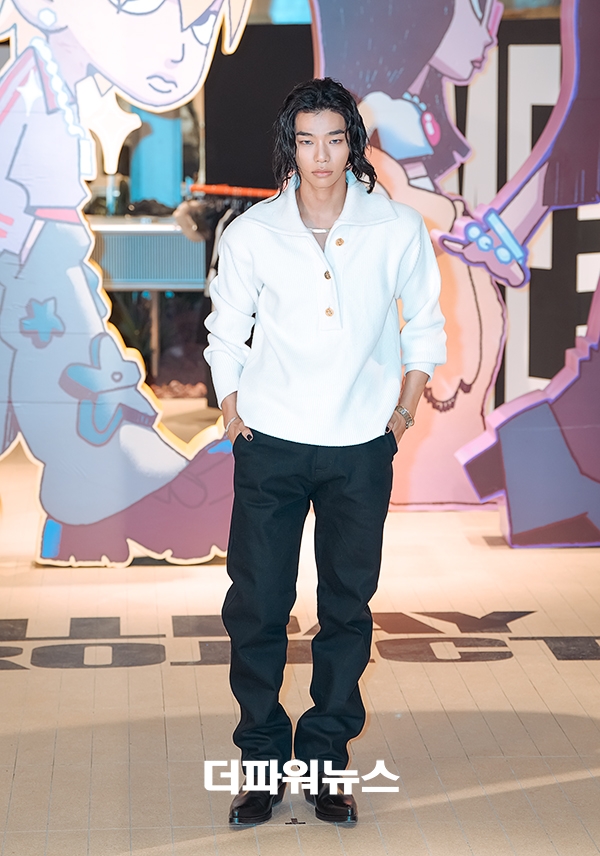 올데이프로젝트 타잔, 팝업 스토어