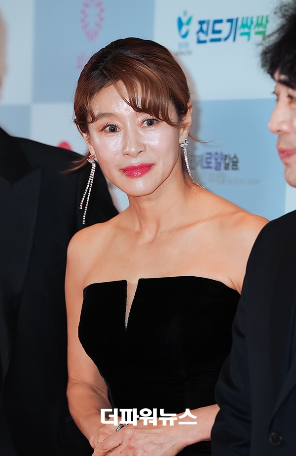 예지원, '2025 서울국제영화대상' 레드카펫