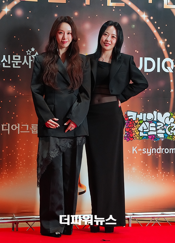 베이비복스 김이지-심은진, 제33회 대한민국 문화연예대상 시상식