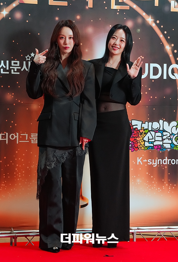 베이비복스 김이지-심은진, 제33회 대한민국 문화연예대상 시상식