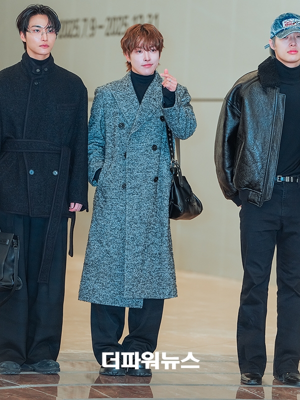 에이티즈 홍중, 김포국제공항 출국