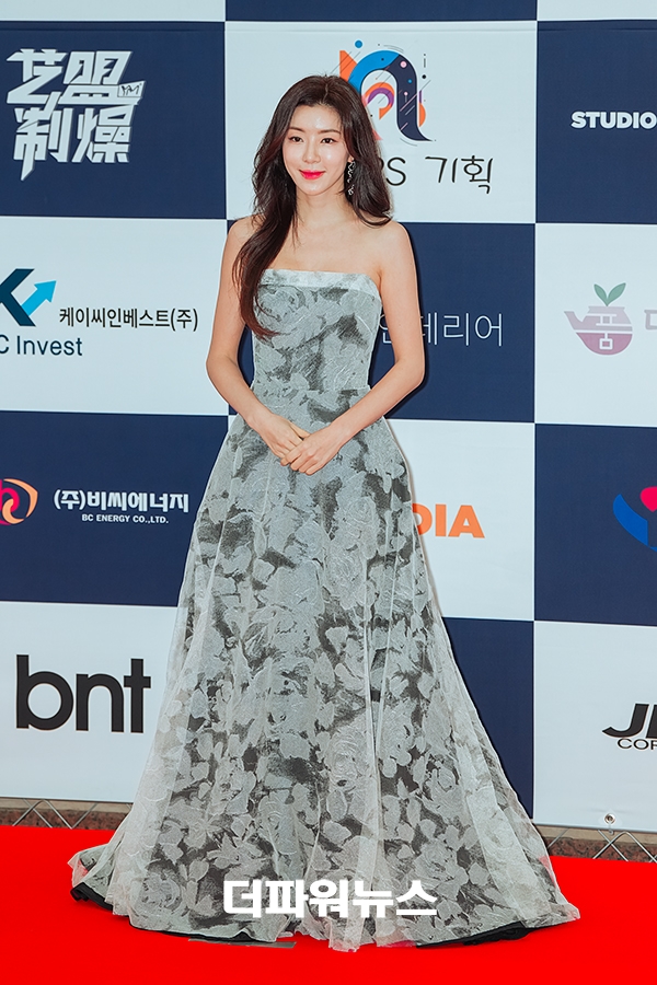 박한별, ‘제29회 춘사국제영화제’ 레드카펫 행사