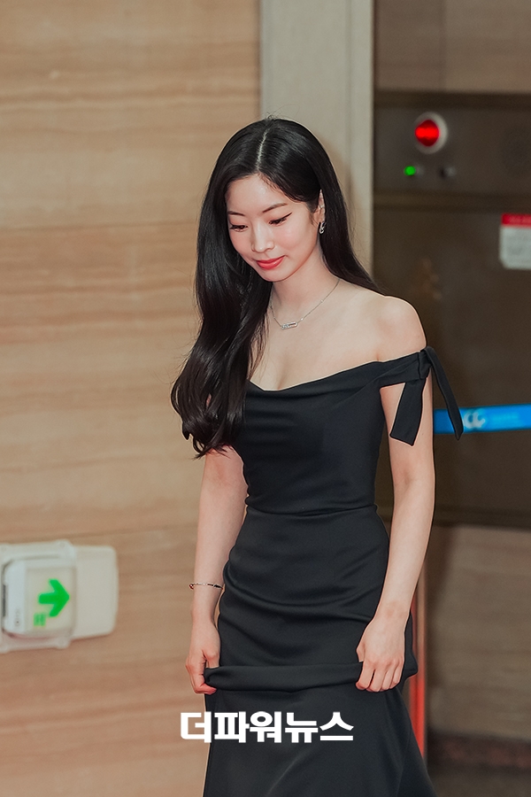 트와이스 다현, ‘제29회 춘사국제영화제’ 레드카펫 행사