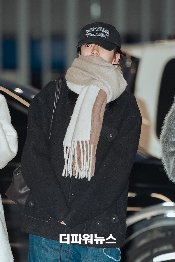 아이브 안유진, 인천국제공항 출국