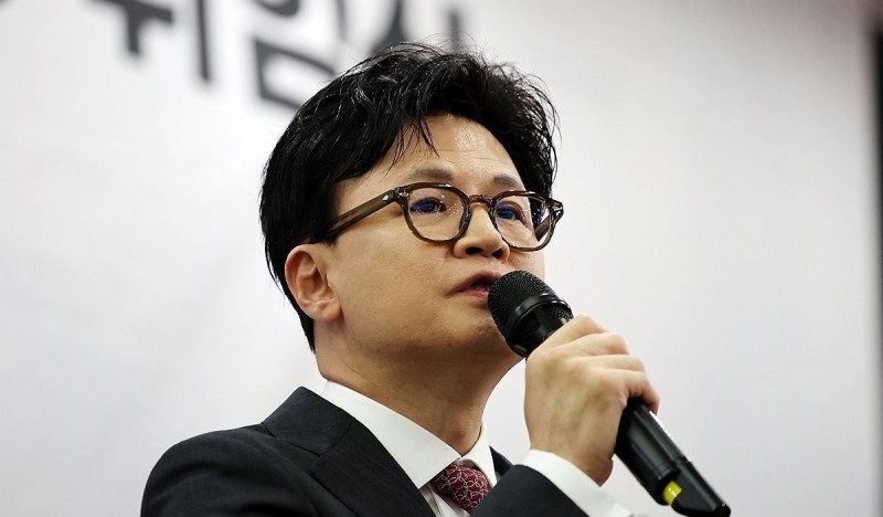 축사하는 한동훈 전 대표(사진=연합뉴스)