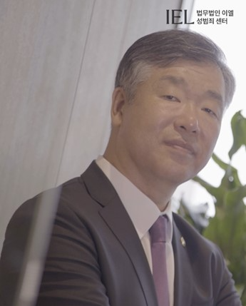 사진=민경철 변호사