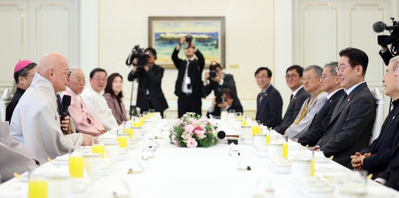 이재명 대통령, 종교지도자들과 오찬(사진=연합뉴스)