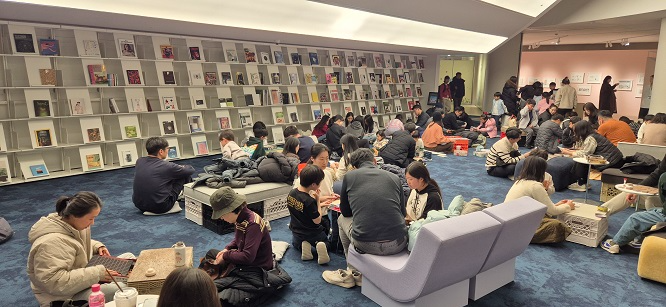 경기도서관, 개관 두 달 만에 27만 명 찾은 ‘핫플레이스’ 되다