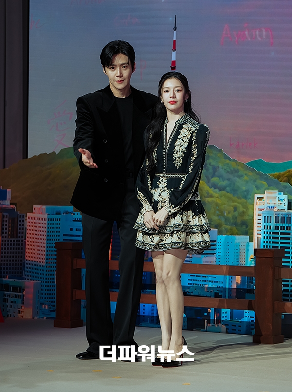 김선호-고윤정, 넷플릭스 시리즈 '이 사랑 통역 되나요?' 제작발표회