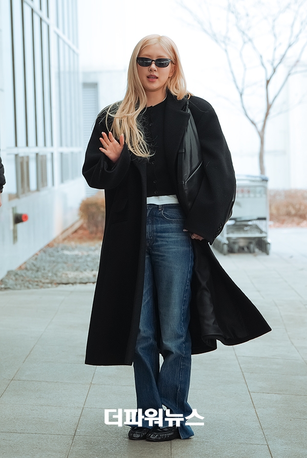 블랙핑크 로제, 김포국제공항 출국