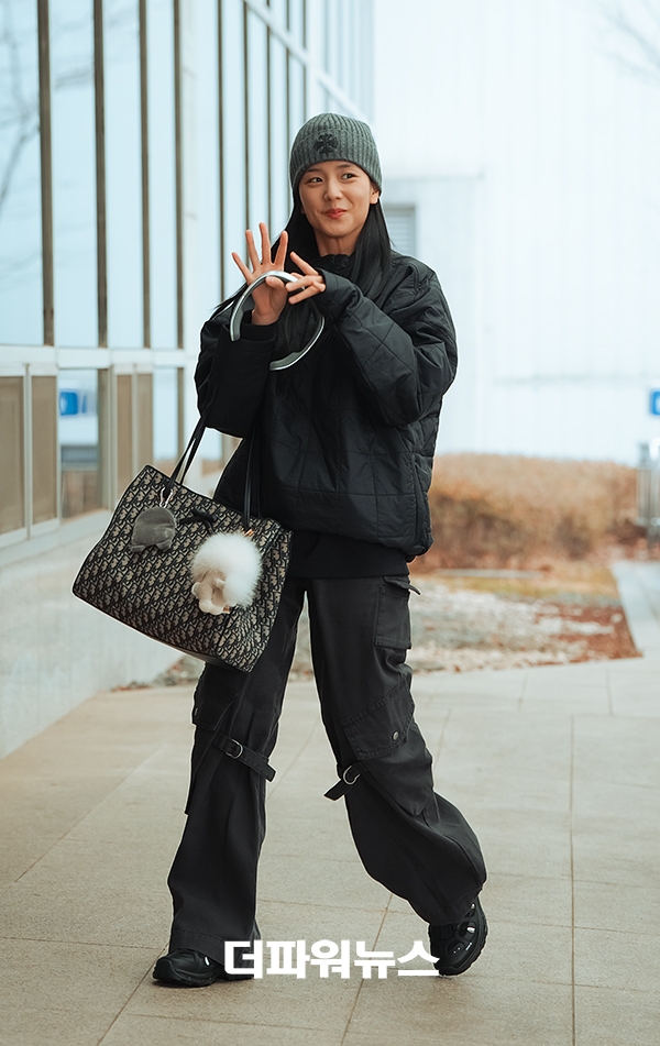 블랙핑크 지수, 김포국제공항 출국