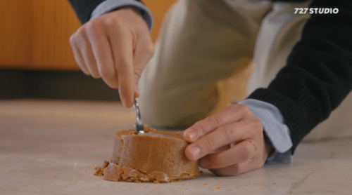 스타벅스, 프렌즈 협업 음료·푸드 판매 호조