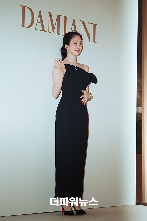 정려원, 포토월 행사