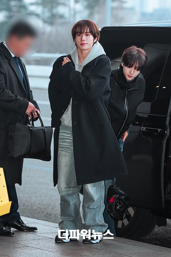 투어스 경민. 김포국제공항 출국