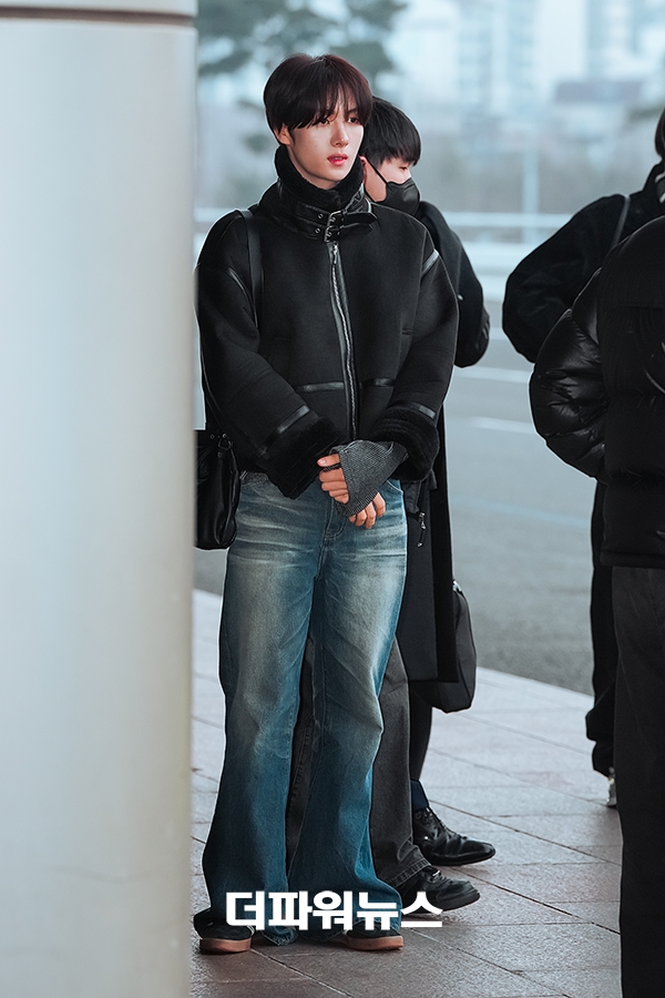 투어스 영재. 김포국제공항 출국