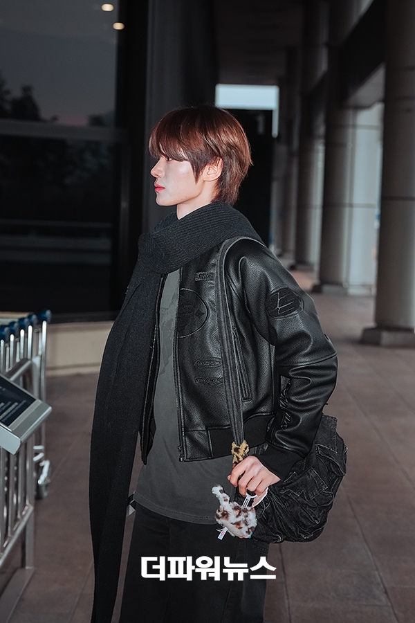 투어스 한진. 김포국제공항 출국