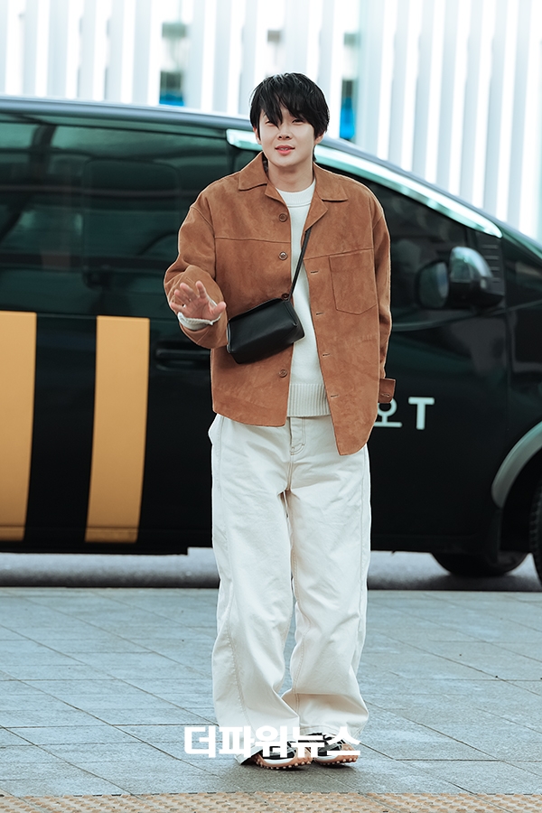 최우식, 인천국제공항 출국