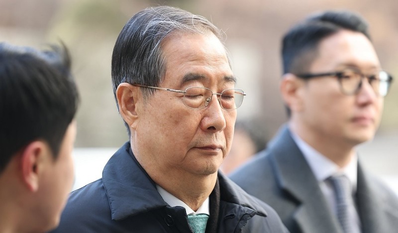 법원에 출석하는 한덕수 전 국무총리(사진=연합뉴스)