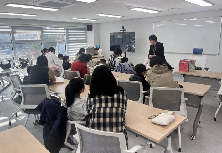 구립도서관 프로그램 운영