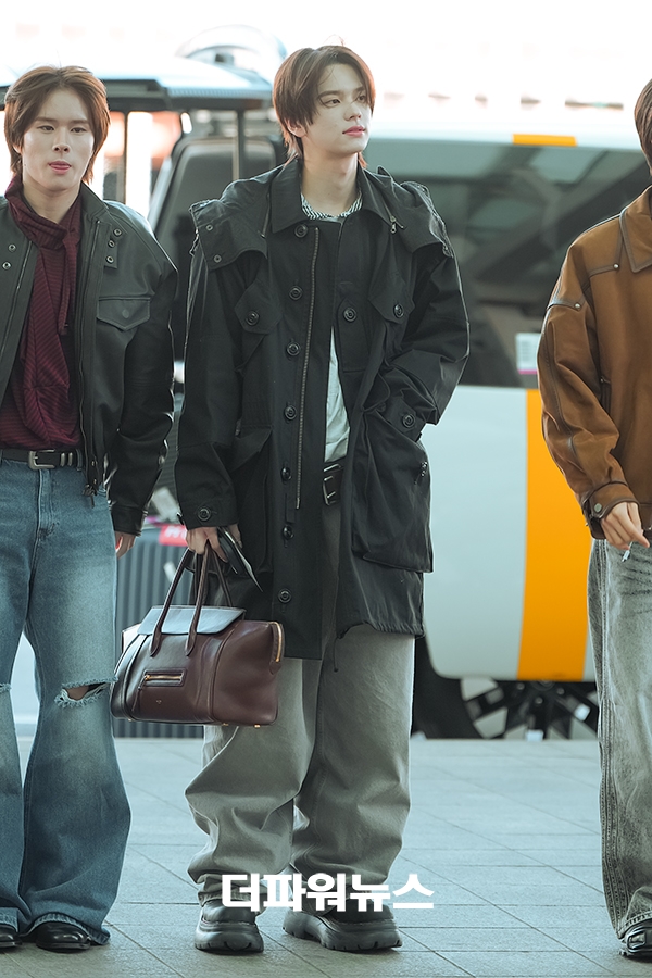 투어스 신유, 인천국제공항 출국