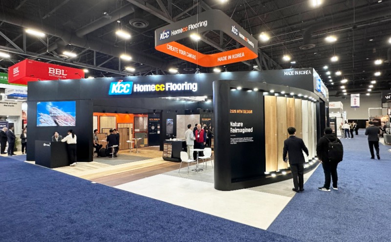 미국 라스베이거스에서 열린 'TISE 2026' 전시회에 마련된 홈씨씨 부스.(사진=KCC글라스)