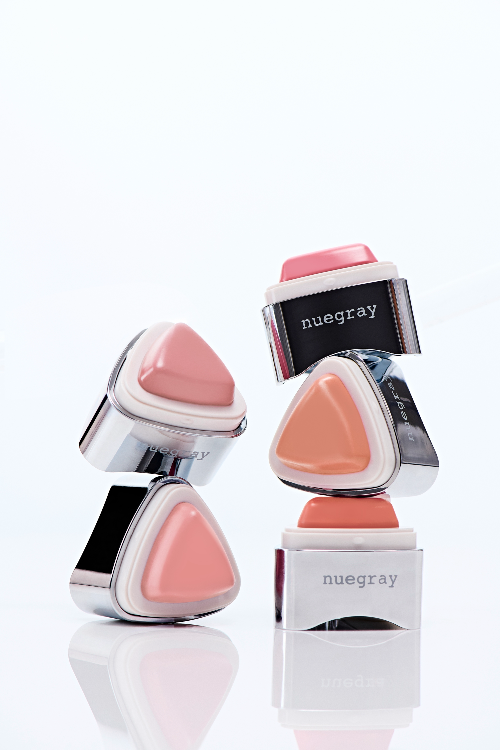 누그레이 세모 탭 립앤치크 출시 두 달 만에 품절