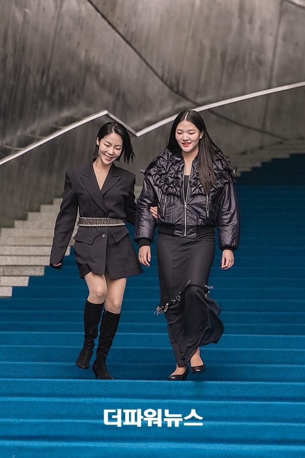 이윤진-이소율, '2026 F/W 서울패션위크' 줄라이칼럼 컬렉션