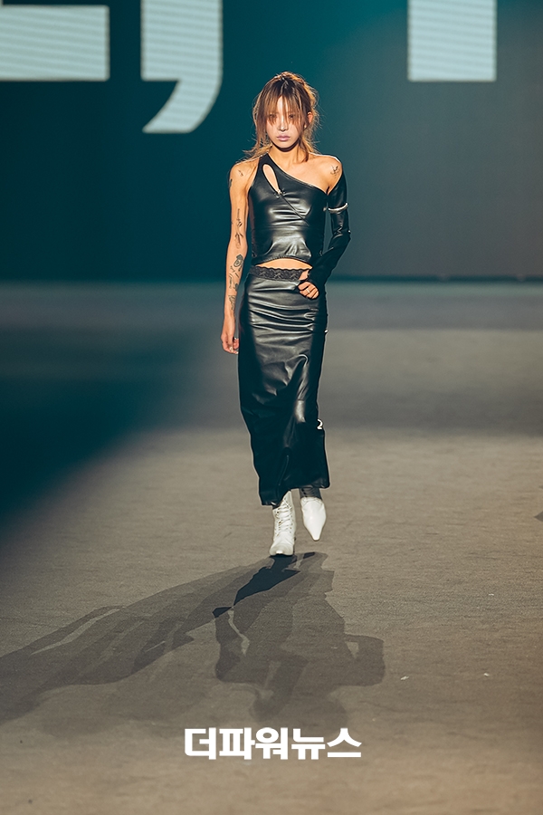 최준희, '2026 F/W 서울패션위크' 홀리넘버세븐 컬렉션