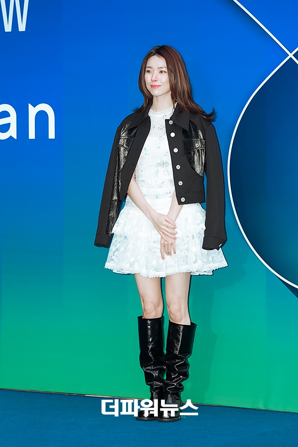 하영, '2026 F/W 서울패션위크' 두칸 컬렉션