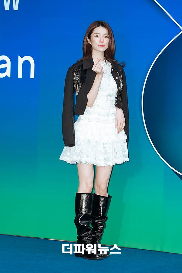 하영, '2026 F/W 서울패션위크' 두칸 컬렉션