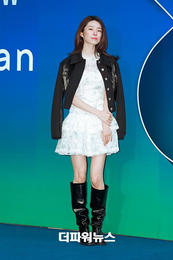 하영, '2026 F/W 서울패션위크' 두칸 컬렉션