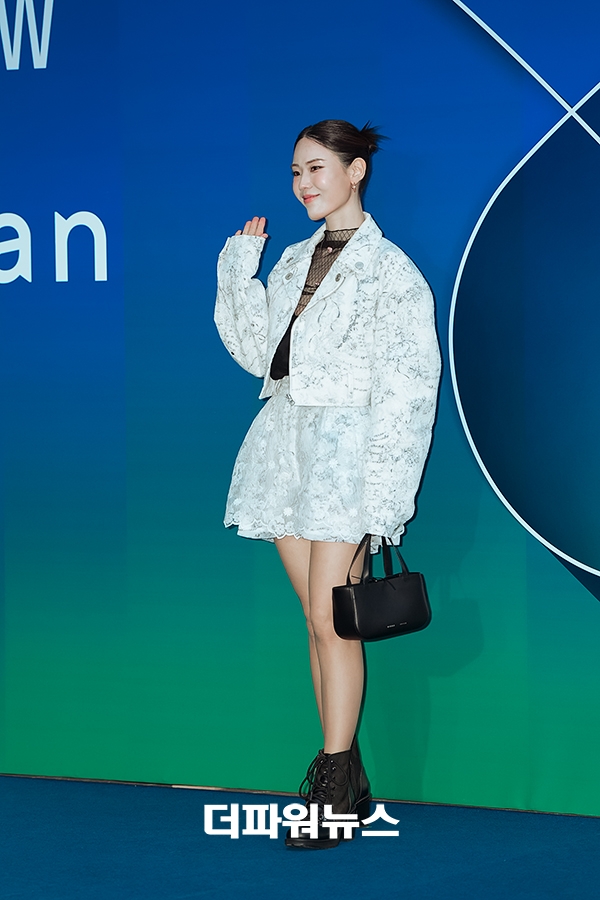 김연지, '2026 F/W 서울패션위크' 두칸 컬렉션