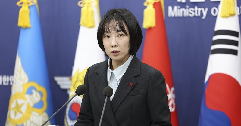 브리핑하는 정빛나 국방부 대변인(사진=연합뉴스)