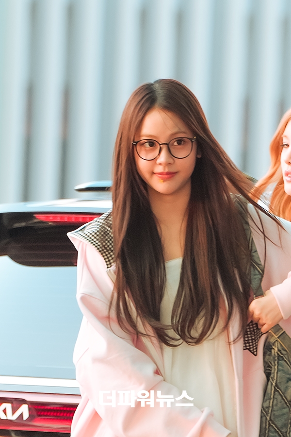 하츠투하츠 카르멘, 인천국제공항 출국