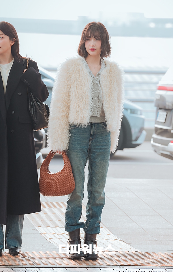 레드벨벳 조이, 인천국제공항 출국