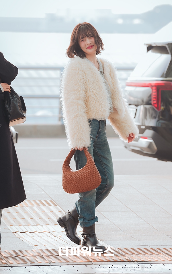 레드벨벳 조이, 인천국제공항 출국