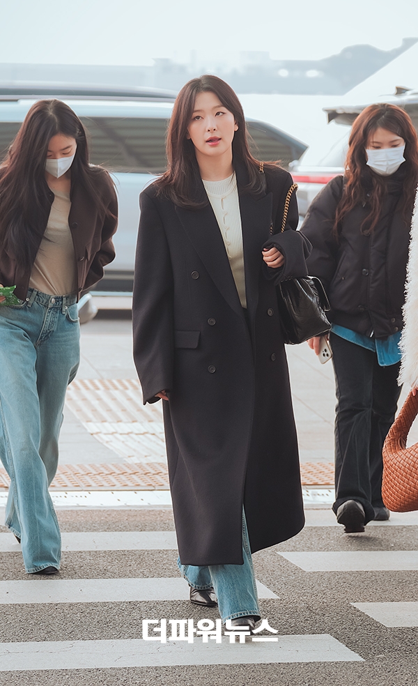레드벨벳 슬기, 인천국제공항 출국