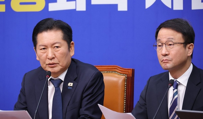 민주당 정청래 대표, 윤석열 내란 1심 비판 발언(사진=연합뉴스)