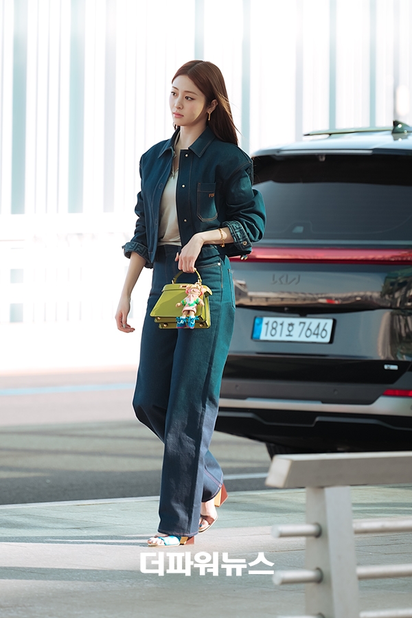 르세라핌 허윤진, 인천국제공항 출국