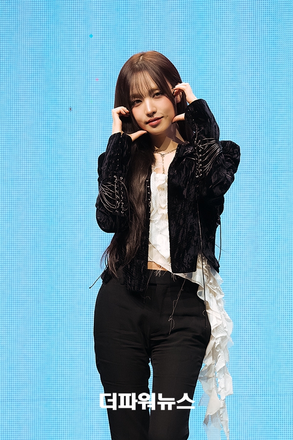 아이브 리즈, 정규 2집 <revive+> 발매 기념 쇼케이스