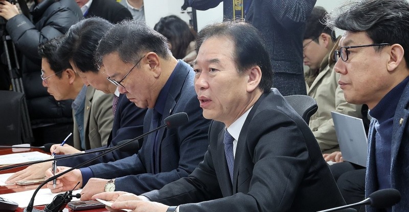 6일 국회 의원회관에서 열린 중동 상황 관련 경제 분야 대응방향 당정실무협의회(사진=연합뉴스)